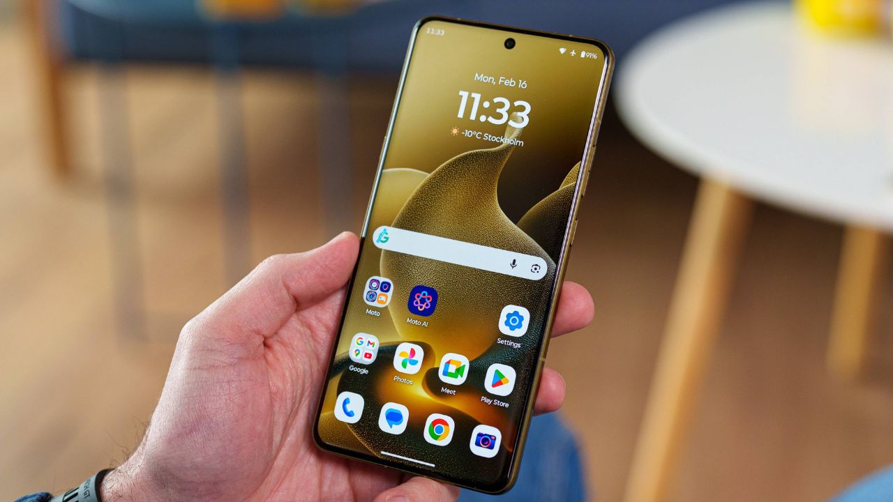 mở hộp và trên tay motorola Signature