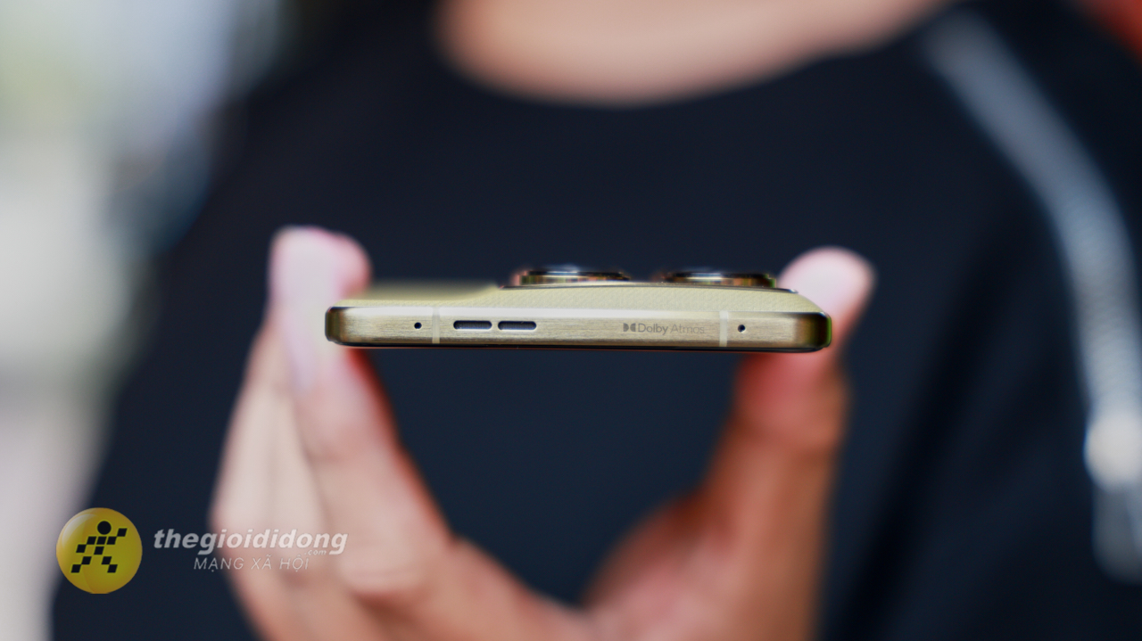 Mở hộp và trên tay motorola Signature