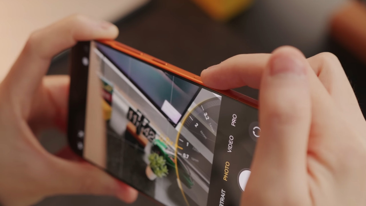 Trên tay nhanh HONOR Magic8 Pro Air: Siêu mỏng 6.1 mm, siêu nhẹ 155 gram Trên tay nhanh HONOR Magic8 Pro Air: Siêu mỏng 6.1 mm, siêu nhẹ 155 gram