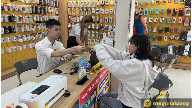 Mua tai nghe tại Thế Giới Di Động