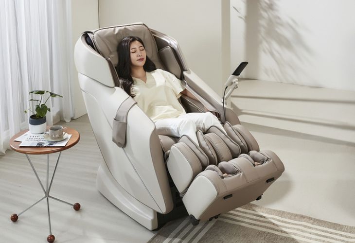 Thư giãn bằng ghế massage cũng là một cách giúp cơ thể điều chỉnh nồng độ Adrenaline Thư giãn bằng ghế massage cũng là một cách giúp cơ thể điều chỉnh nồng độ Adrenaline