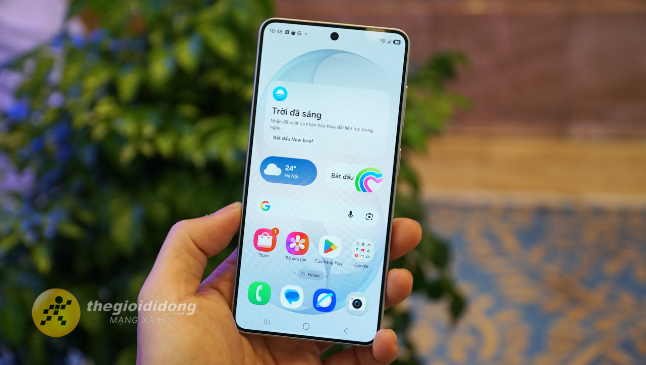 Trên tay nhanh Samsung Galaxy S26 Plus: Cụm camera thay đổi, chip Exynos 2600 (2 nm)