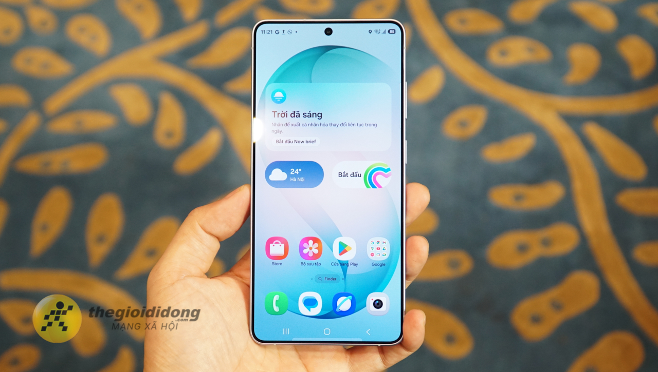 Trên tay nhanh Samsung Galaxy S26 Ultra: Màn hình chống nhìn trộm, Snapdragon 8 Elite Gen 5 Trên tay nhanh Samsung Galaxy S26 Ultra: Màn hình chống nhìn trộm, Snapdragon 8 Elite Gen 5