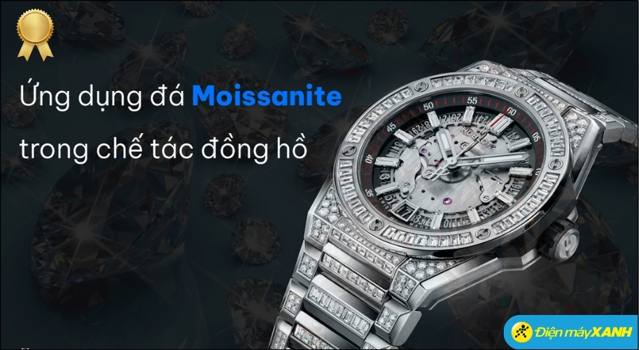 Hiện nay, nhiều người dùng lựa chọn đính đá Moissanite lên viền các dòng đồng hồ