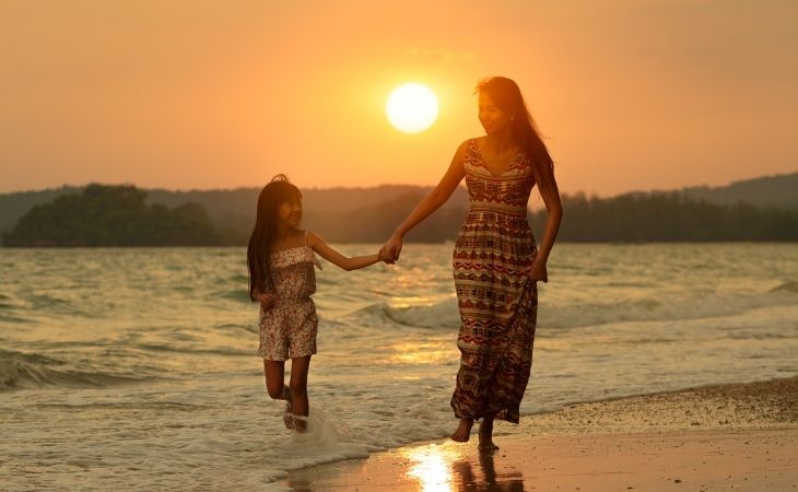 Những bài thơ 8/3 tặng mẹ hay, ý nghĩa nhất