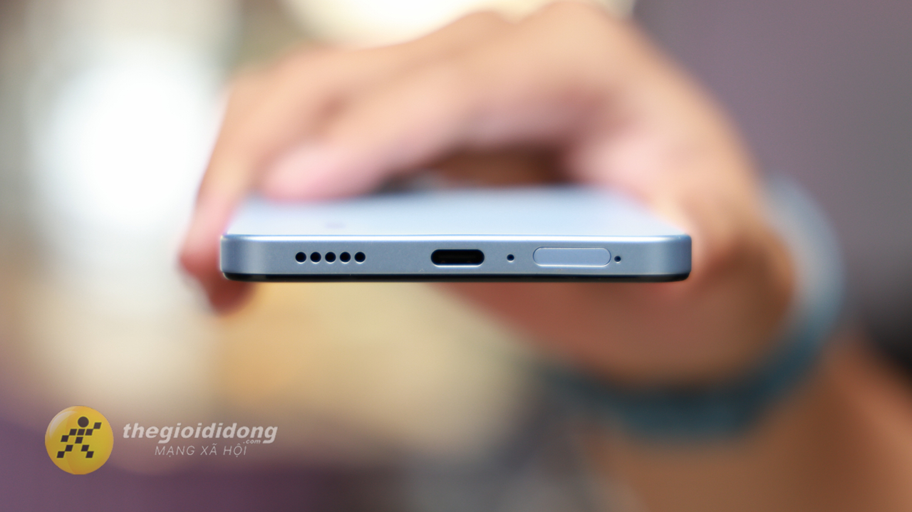 Trên tay HONOR X8d: Màn hình AMOLED siêu sáng 3.000 nits, pin lớn 7.000 mAh