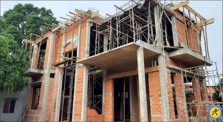 Nam 1977 thuộc Tây tứ mệnh, nên ưu tiên các hướng thuộc Tây tứ trạch để đặt bàn làm việc, cổng nhà