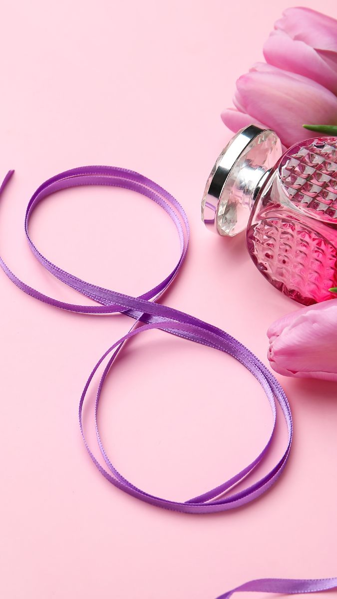 Bộ hình nền 8/3 rực rỡ cho điện thoại với hoa tươi, pastel tối giản và lời chúc ý nghĩa tôn vinh phái đẹp