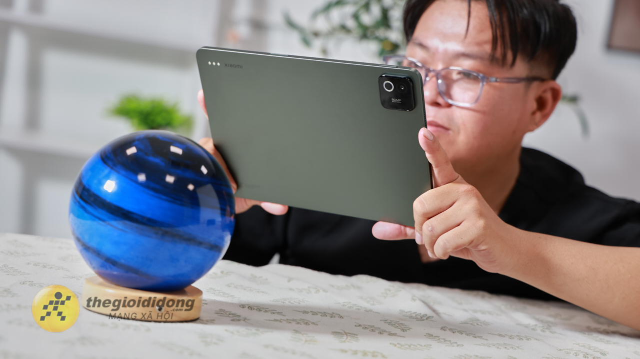 Trên tay Xiaomi Pad 8 Pro: Màn hình 3.2K, chip Snapdragon 8 Elite cực mạnh