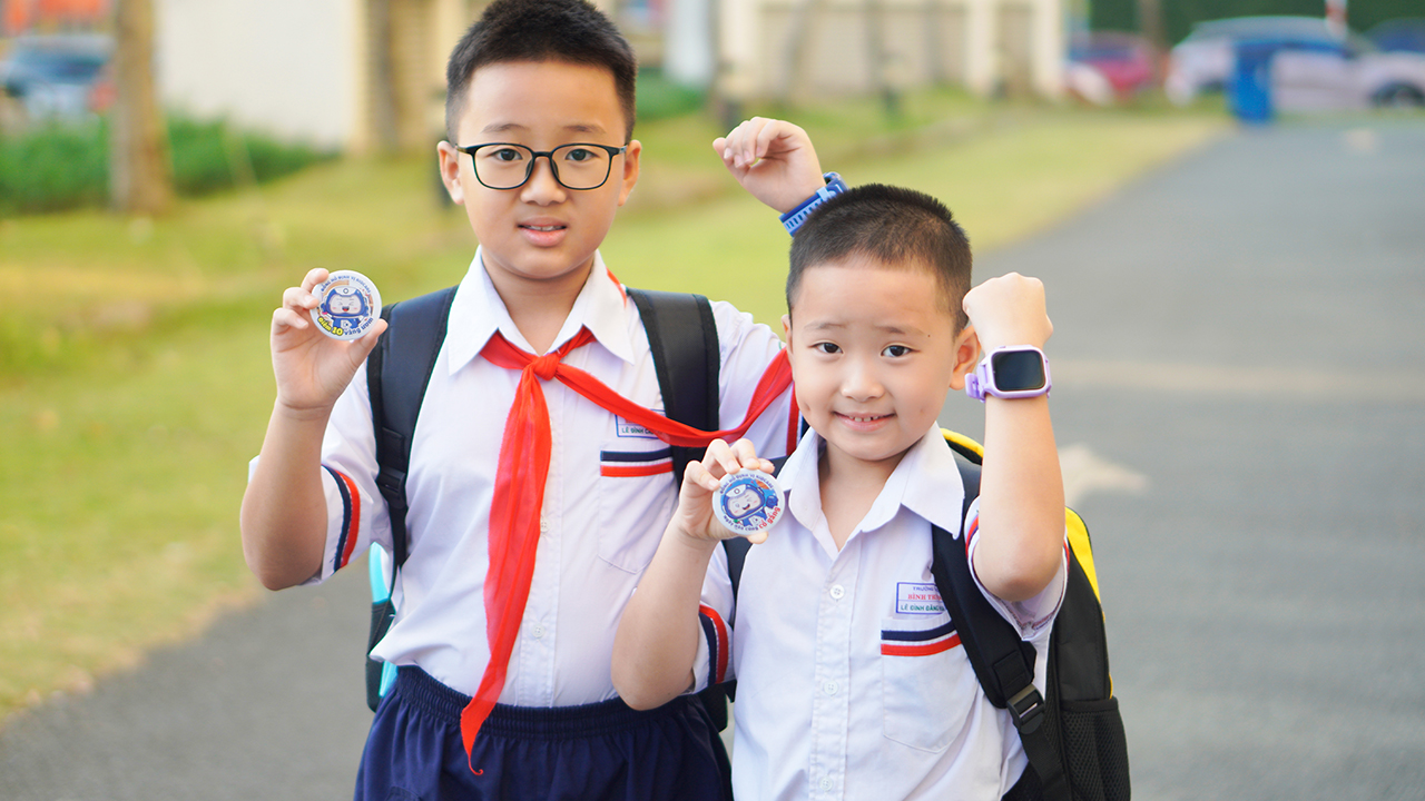 Mở bán đồng hồ Kidcare Sight S26