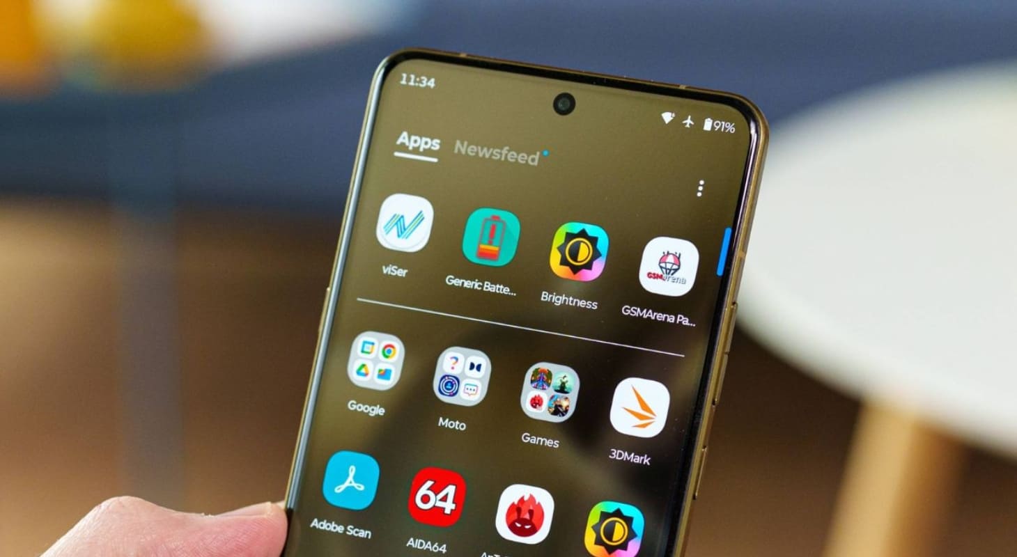 motorola Signature có khả năng chiến game mượt mà