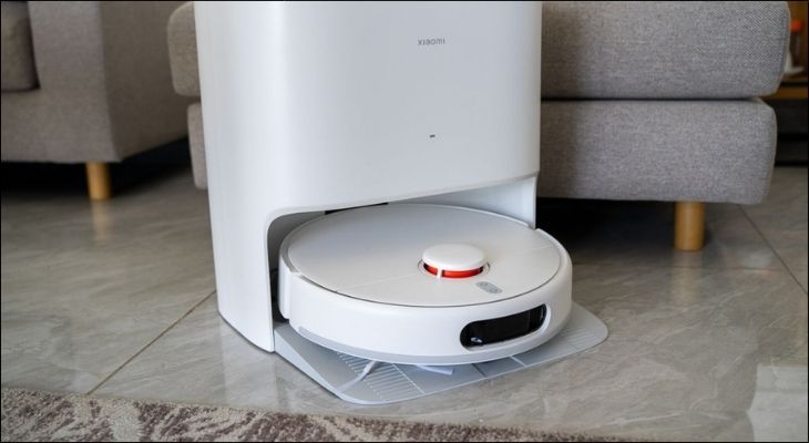 Nếu nhà bạn có nhiều đồ đạc, đặc biệt là có trẻ nhỏ với nhiều đồ chơi trên sàn, bạn nên chọn robot hút bụi có công nghệ S - Cross