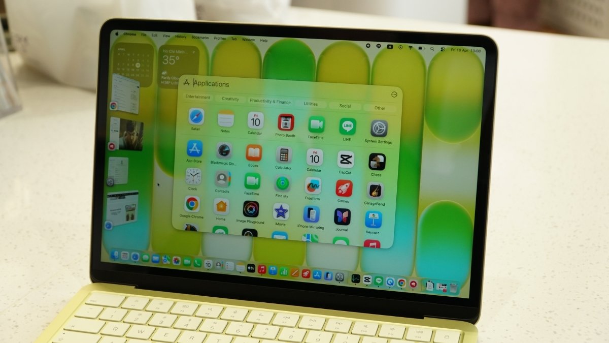 MacBook Neo được trang bị m&agrave;n h&igrave;nh Liquid Retina 13 inch