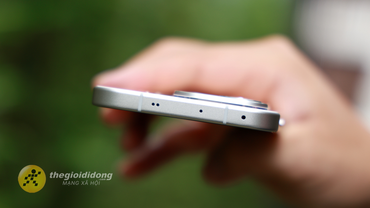 Trên tay vivo V70: Thiết kế cao cấp, mỏng nhẹ pin 6.500 và hệ thống camera Zeiss