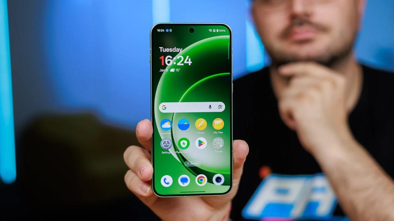 Trên tay OnePlus 15R: Snapdragon 8 Gen 5, pin lớn 7.400 mAh, nhưng thiết kế hơi 