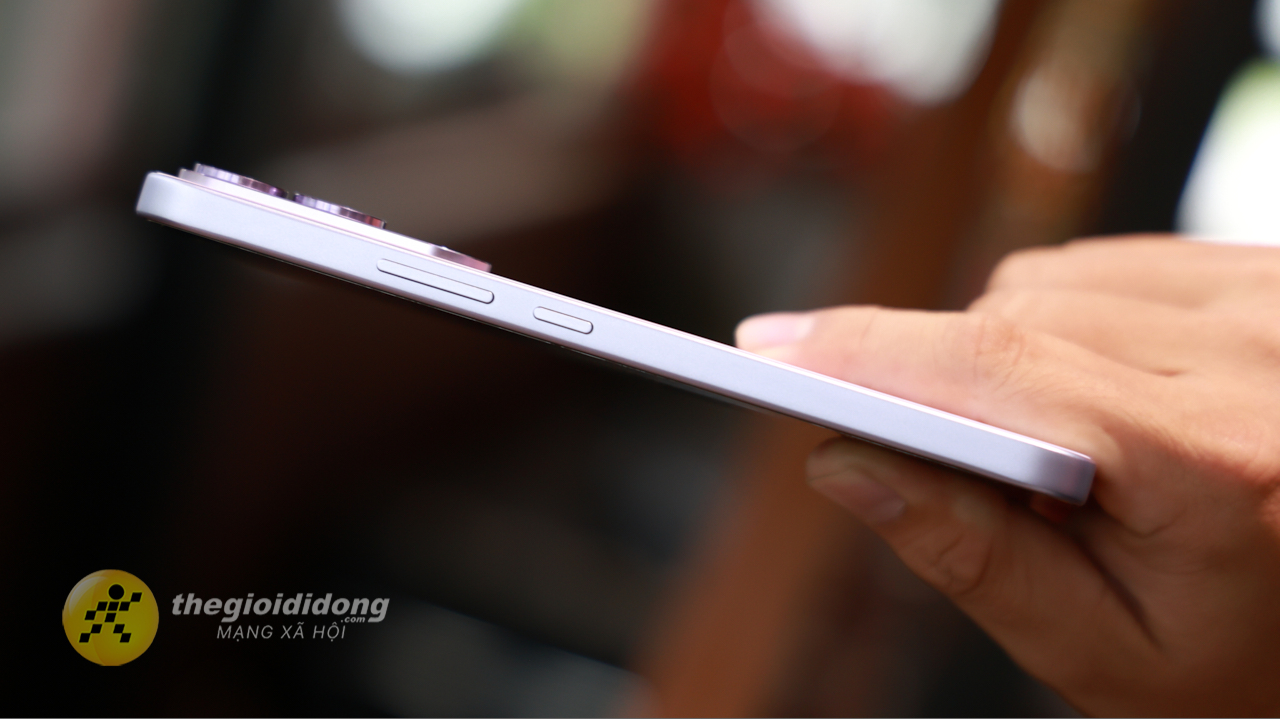 Trên tay vivo V70 FE: Thiết kế đẹp mắt, chip Dimensity 7360, pin 7.000 và sạc nhanh 90W