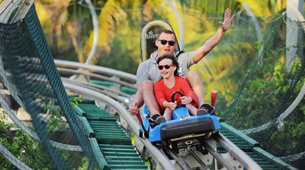 Trải nghiệm trượt máng tại thác Datanla Trải nghiệm trượt máng tại thác Datanla