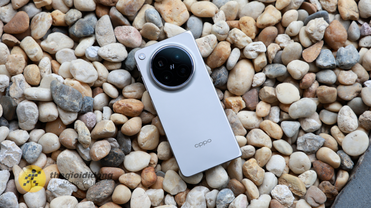 Trên tay OPPO Find N6 và bộ OPPO AI Pen Kit: Chiếc điện thoại gập không nếp gấp