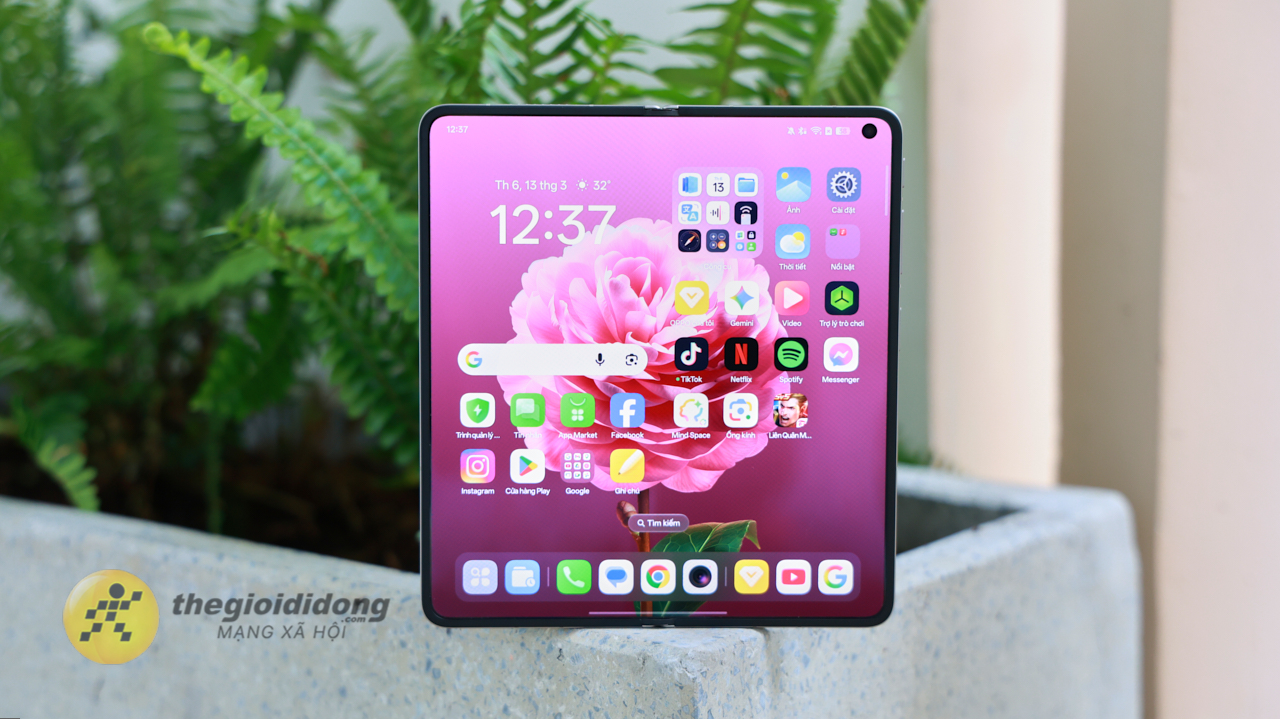 M&agrave;n h&igrave;nh si&ecirc;u phẳng tr&ecirc;n OPPO Find N6