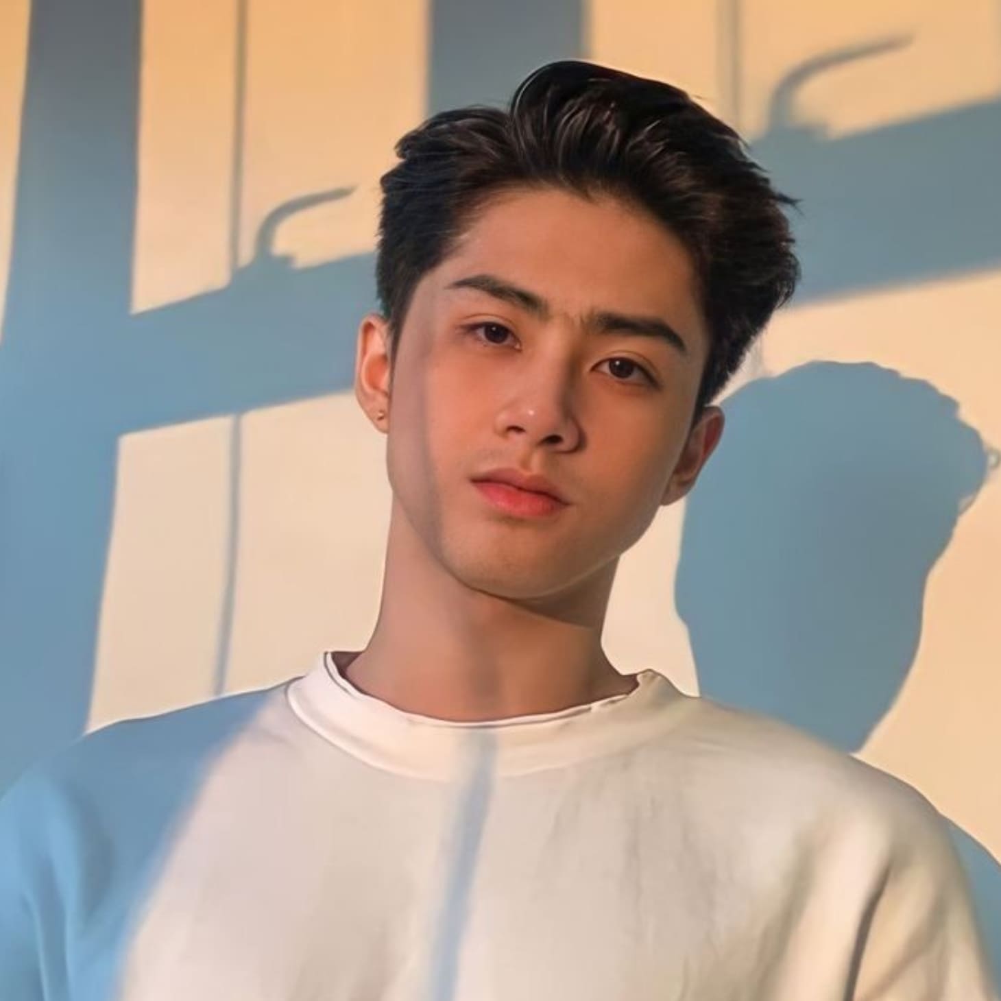 Tóc two block làm cân đối hơn cho khuôn mặt tròn