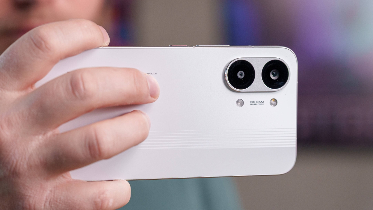 Trên tay POCO X8 Pro Max: “Siêu phẩm” với Dimensity 9500s, pin 8.500 mAh và sạc nhanh100 W Trên tay POCO X8 Pro Max: “Siêu phẩm” với Dimensity 9500s, pin 8.500 mAh và sạc nhanh100 W