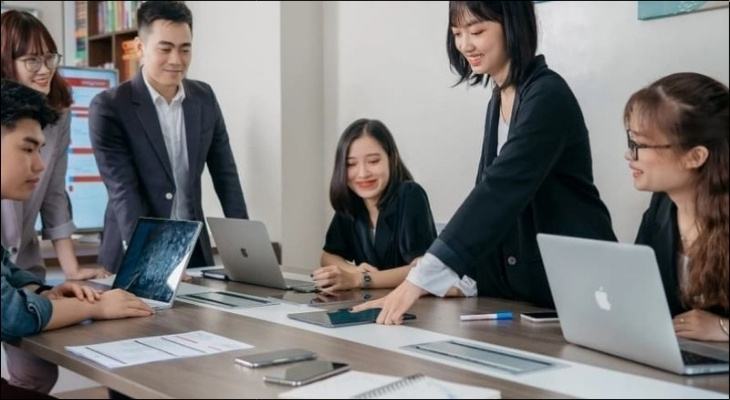 Người tuổi Quý Mùi thường có vẻ ngoài mềm mỏng, ôn hòa và rất khéo léo trong giao tiếp xã hội