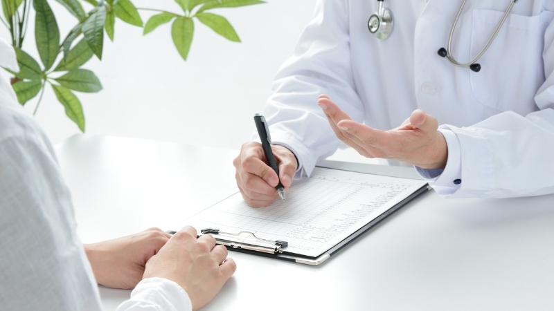 B&uacute;t ti&ecirc;m Tezspire (tezepelumab) d&ugrave;ng cho người lớn v&agrave; trẻ em từ 12 tuổi trở l&ecirc;n.