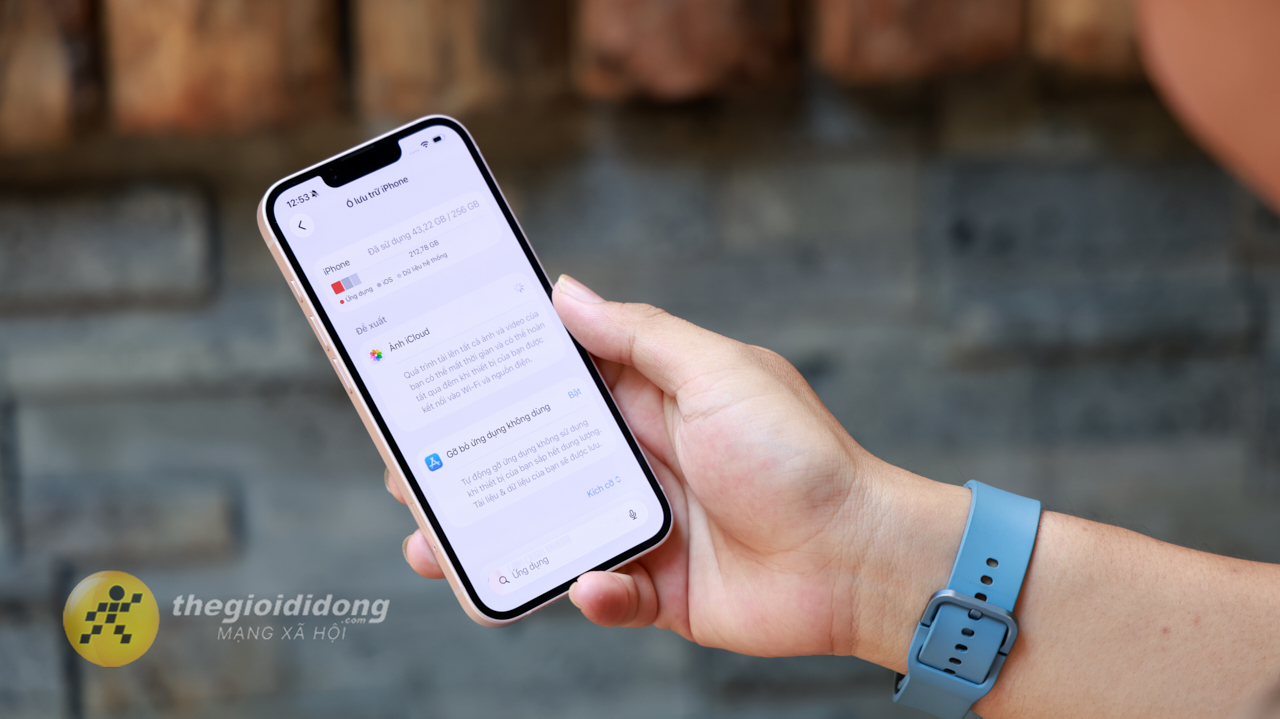 Trên tay iPhone 17e Trên tay iPhone 17e