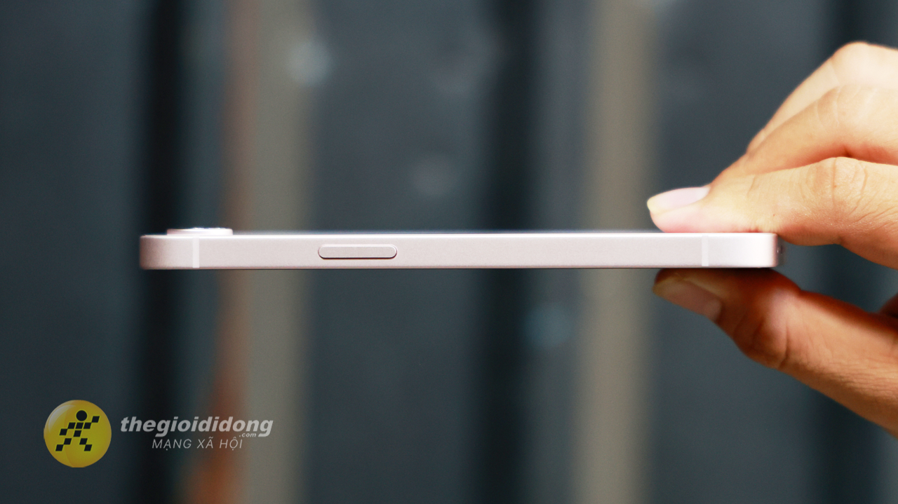 Trên tay iPhone 17e Trên tay iPhone 17e