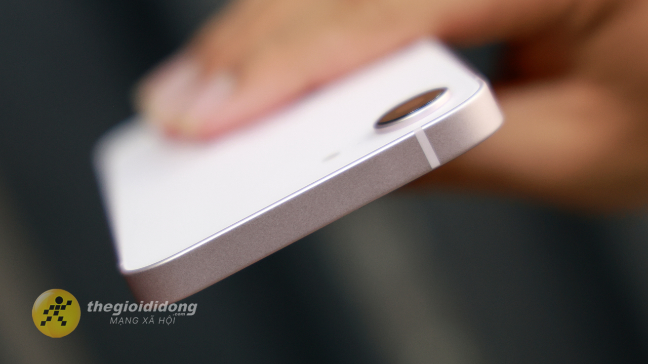 Trên tay iPhone 17e Trên tay iPhone 17e