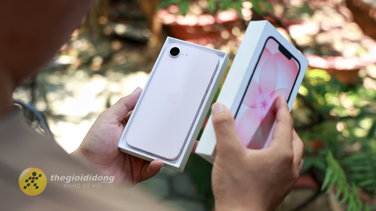 Trên tay iPhone 17e Trên tay iPhone 17e