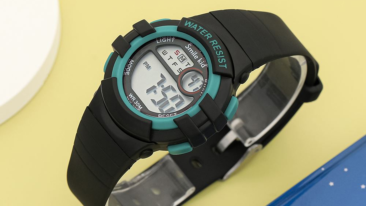 Đồng hồ tuổi teen mở màn mùa đi biển, mua ngay giá chỉ từ 120K Đồng hồ tuổi teen mở màn mùa đi biển, mua ngay giá chỉ từ 120K