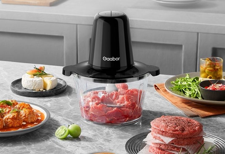 Máy xay thịt Gaabor MG-15M02A 350W 2 lít giúp bạn dễ dàng chuẩn bị nguyên liệu cho mọi món ăn ngon chỉ trong tích tắc