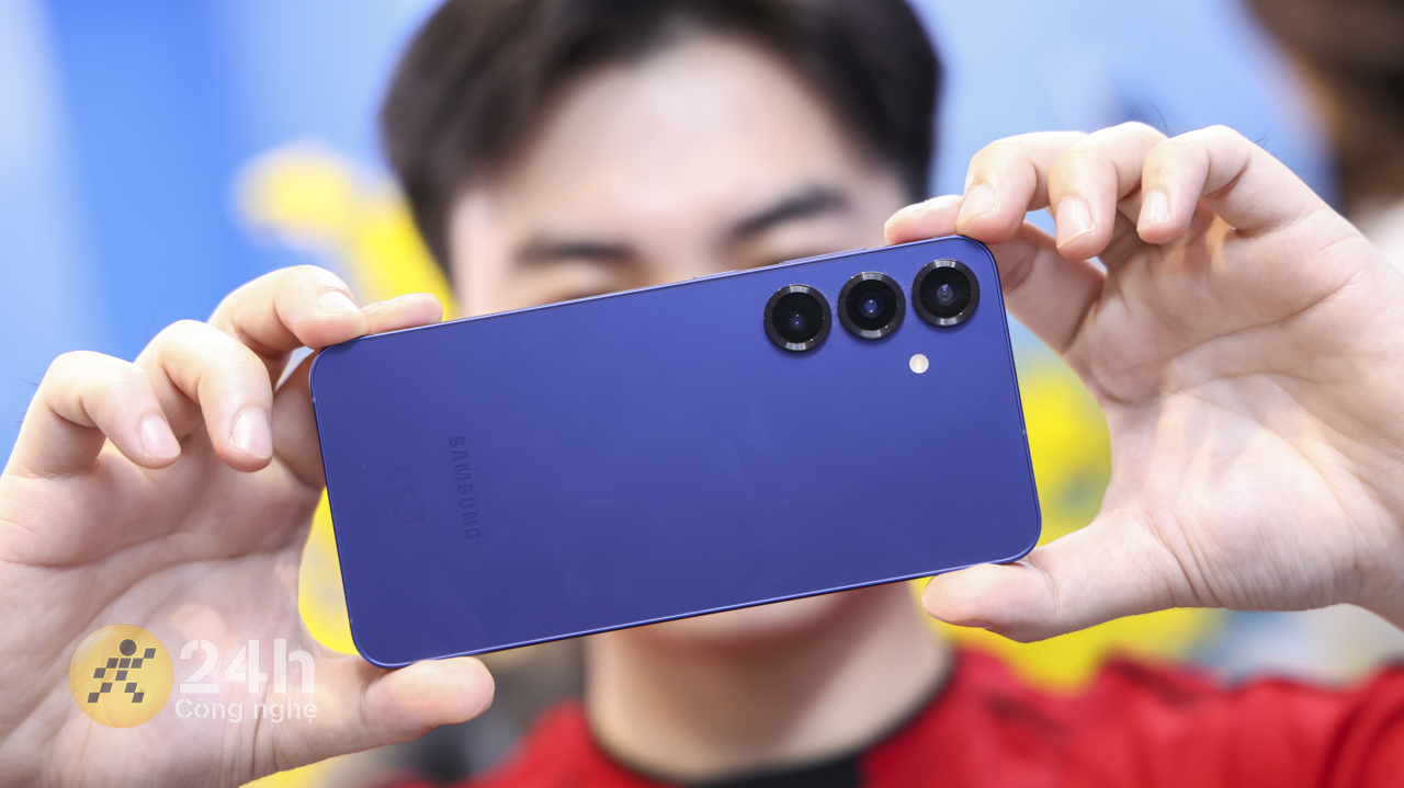 Galaxy S26 Plus và Galaxy S25 Plus