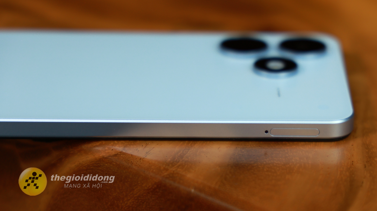 Trên tay realme Note 80