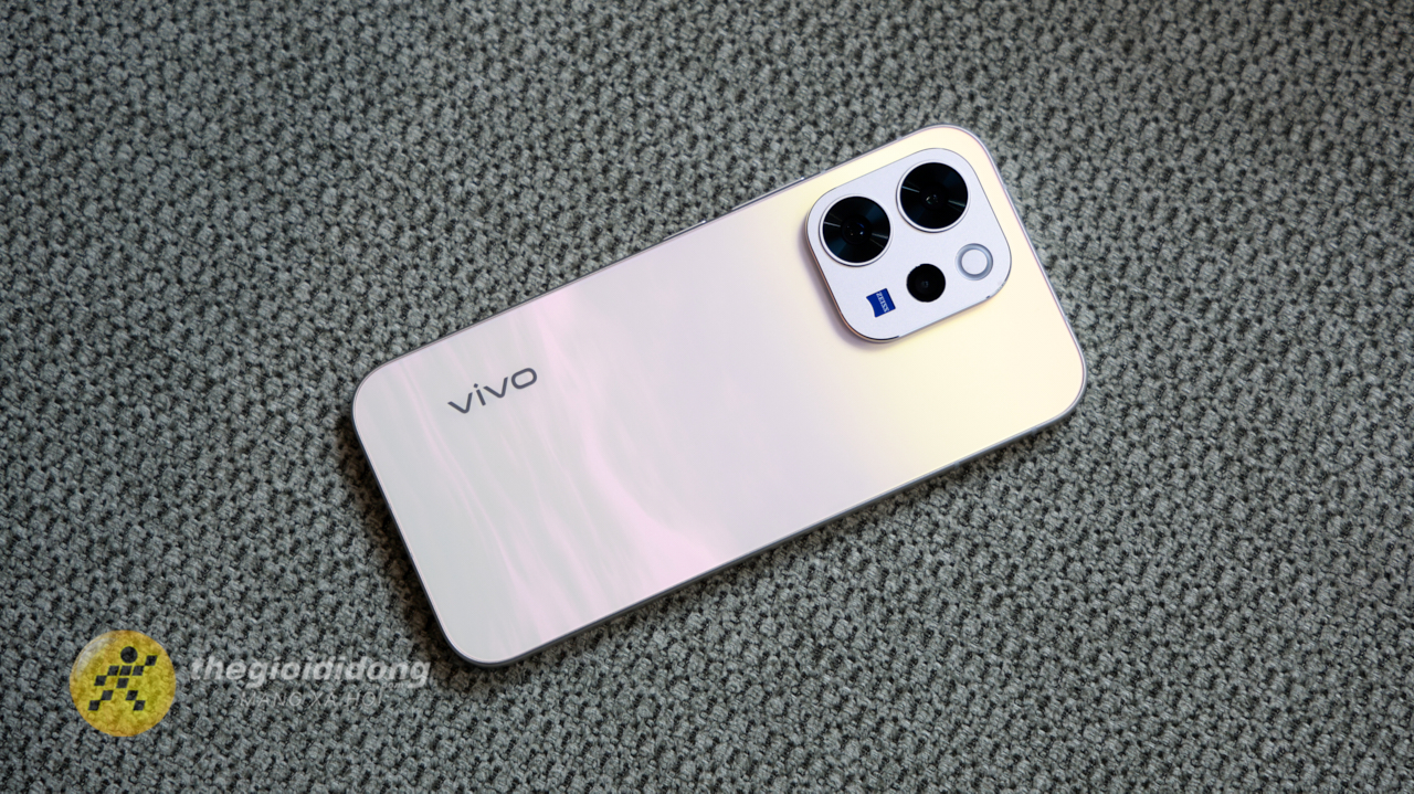 Có nên ráng thêm 2 triệu rưỡi để “chốt” vivo X300 hay mua luôn vivo V70?