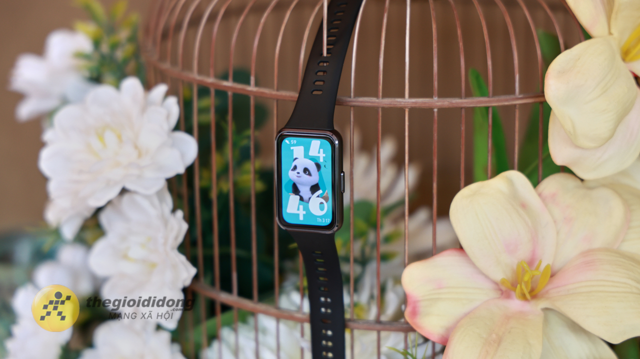 Trên tay HUAWEI Band 11: Có 5 phiên bản màu sắc, màn hình sáng 1.500 nits, pin lớn 300 mAh