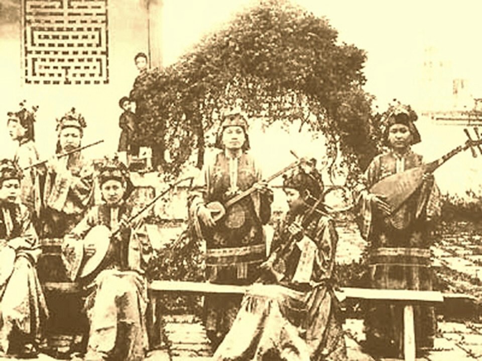 D&agrave;n nhạc c&ocirc;ng Nh&atilde; nhạc xưa