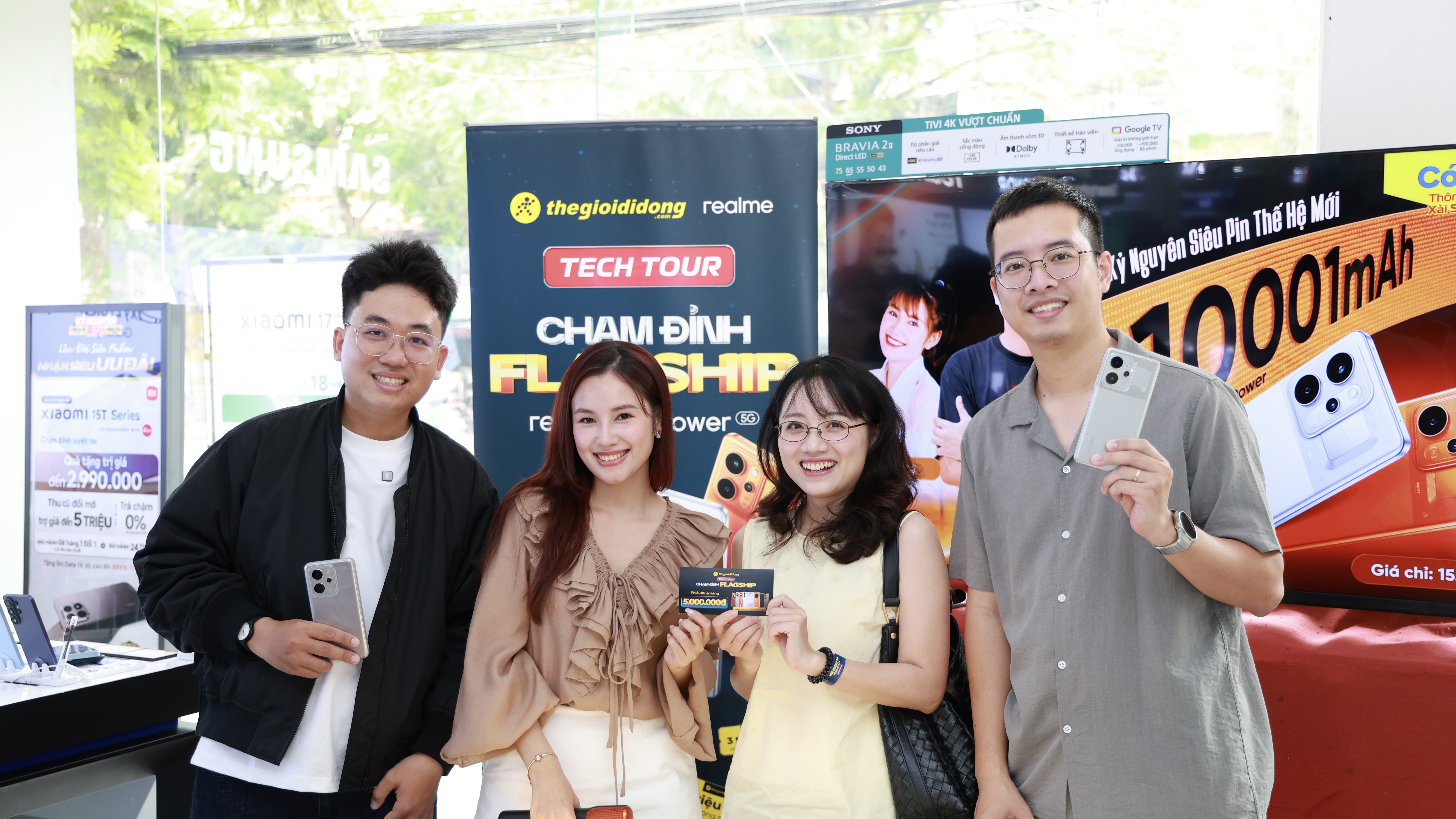 TECH TOUR – CHẠM ĐỈNH FLAGSHIP TECH TOUR – CHẠM ĐỈNH FLAGSHIP