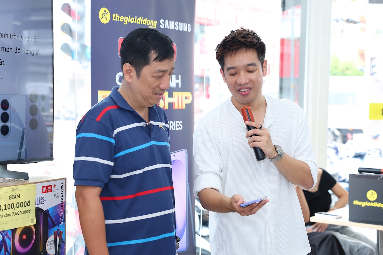 TECH TOUR – CHẠM ĐỈNH FLAGSHIP TECH TOUR – CHẠM ĐỈNH FLAGSHIP