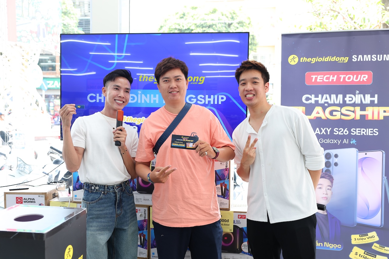 TECH TOUR – CHẠM ĐỈNH FLAGSHIP TECH TOUR – CHẠM ĐỈNH FLAGSHIP
