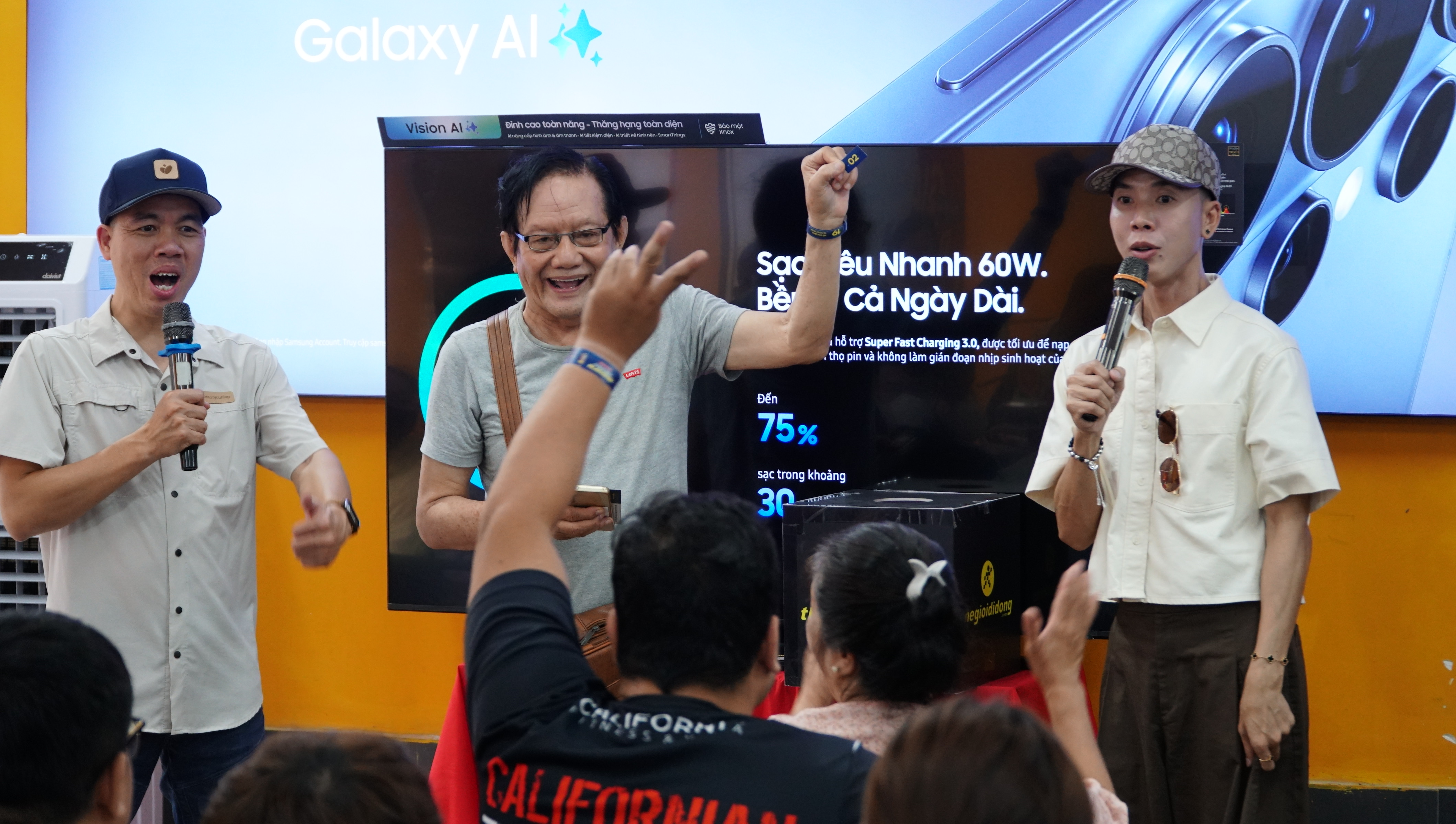 TECH TOUR – CHẠM ĐỈNH FLAGSHIP TECH TOUR – CHẠM ĐỈNH FLAGSHIP