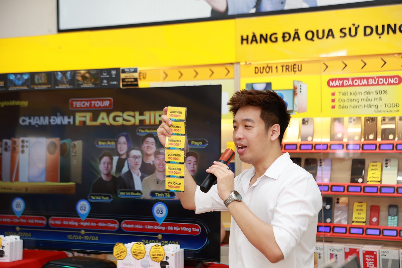 TECH TOUR – CHẠM ĐỈNH FLAGSHIP TECH TOUR – CHẠM ĐỈNH FLAGSHIP