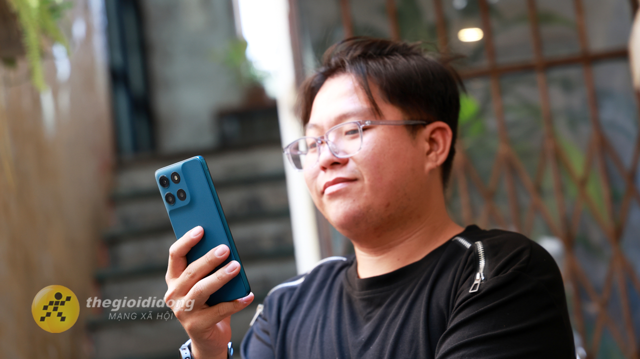 Trên tay motorola G57 POWER: Màn hình Full HD+, Snapdragon 6s Gen 4, pin 7.000 mAh