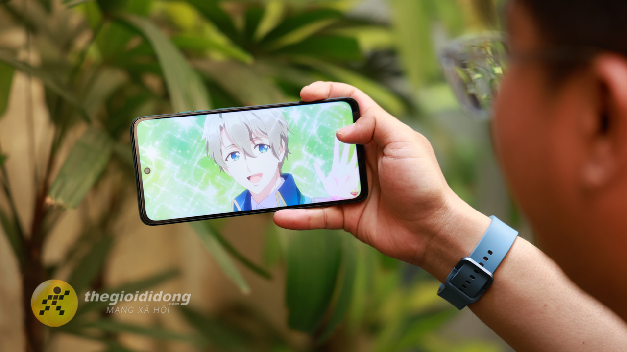 Trên tay motorola G57 POWER: Màn hình Full HD+, Snapdragon 6s Gen 4, pin 7.000 mAh