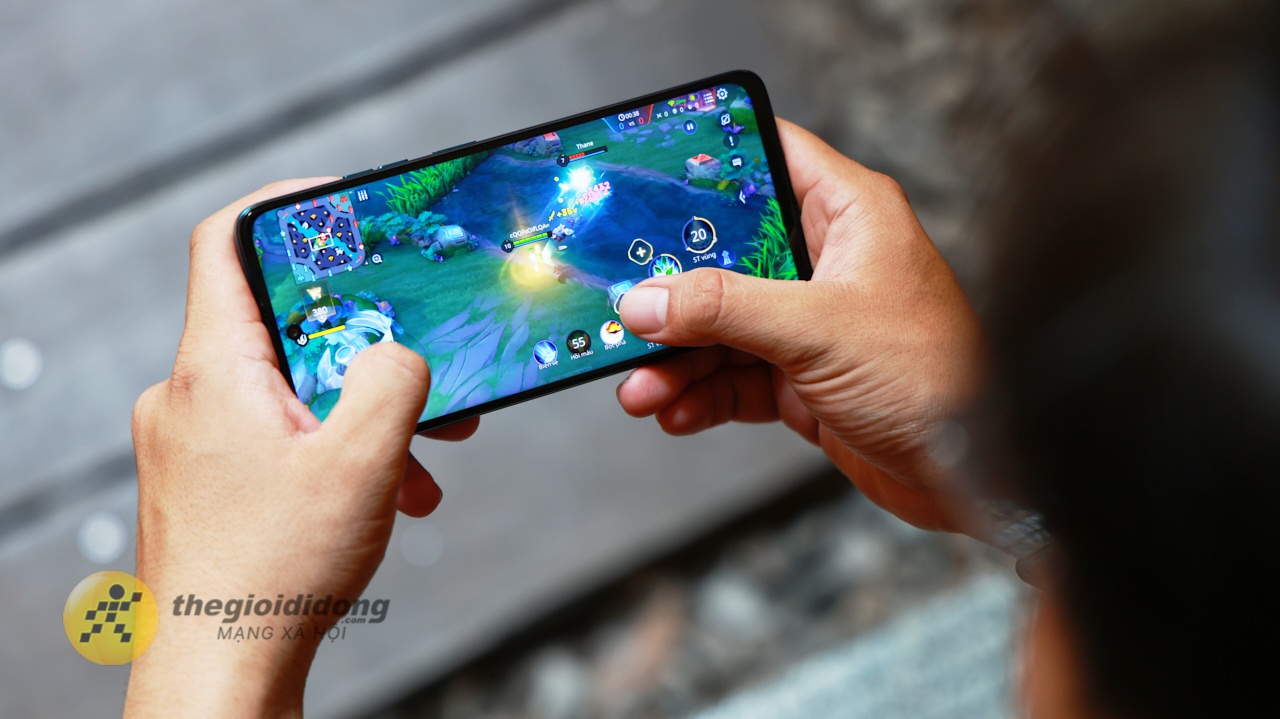 Trên tay motorola G57 POWER: Màn hình Full HD+, Snapdragon 6s Gen 4, pin 7.000 mAh