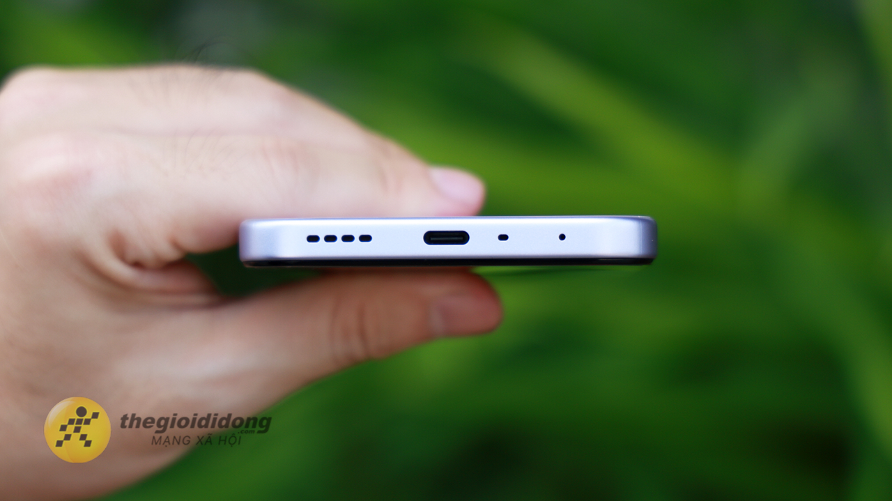 Trên tay realme C100: Giá niêm yết 7.69 triệu với chip Helio G92 Max