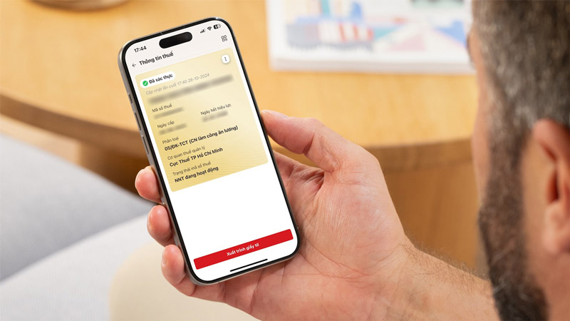 Rà soát kỹ thông tin, cập nhật CCCD và VNeID để tránh bị từ chối