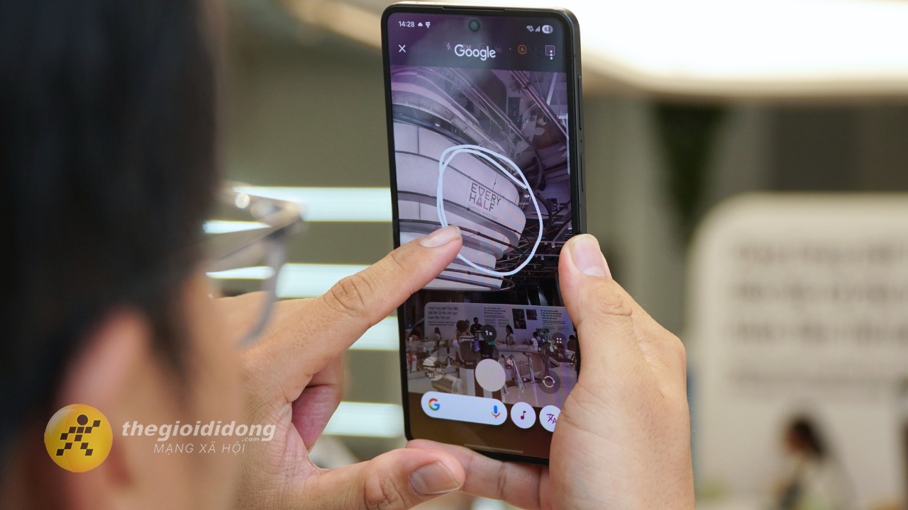 Samsung Galaxy Z Flip7 đã thay đổi cách mình sử dụng điện thoại như thế nào?Samsung Galaxy Z Flip7 đã thay đổi cách mình sử dụng điện thoại như thế nào? Samsung Galaxy Z Flip7 đã thay đổi cách mình sử dụng điện thoại như thế nào?