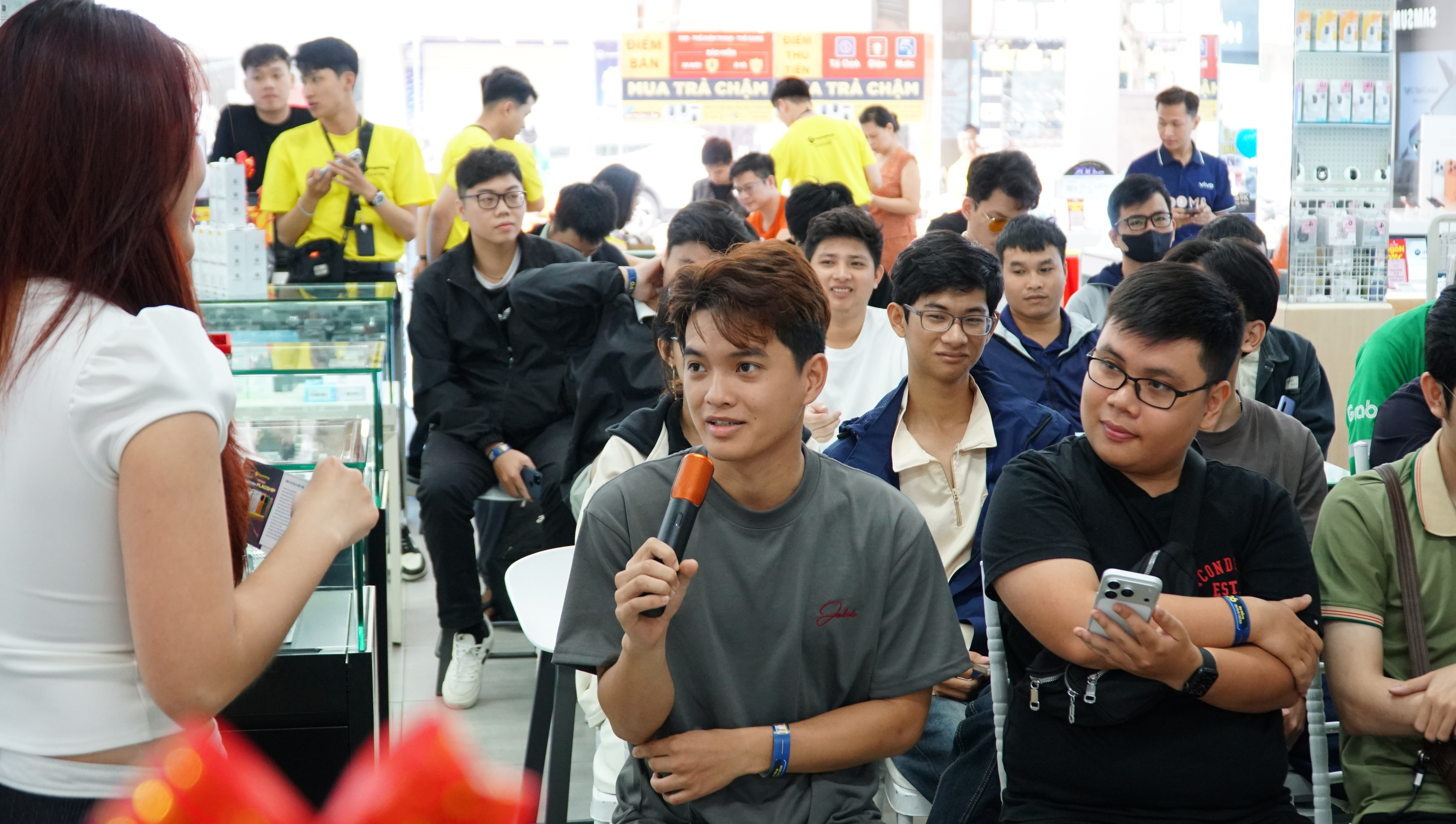 TECH TOUR – CHẠM ĐỈNH FLAGSHIP TECH TOUR – CHẠM ĐỈNH FLAGSHIP